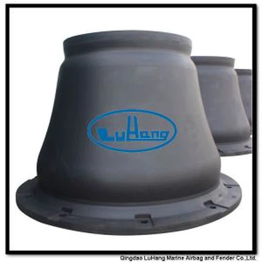 Koonuse kummist fender